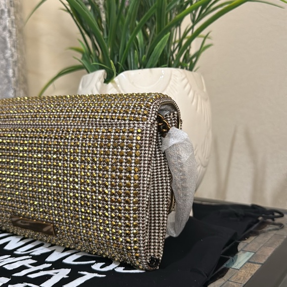 Kurt Geiger Kensington Wallet on a Chain - Picture 8 of 13